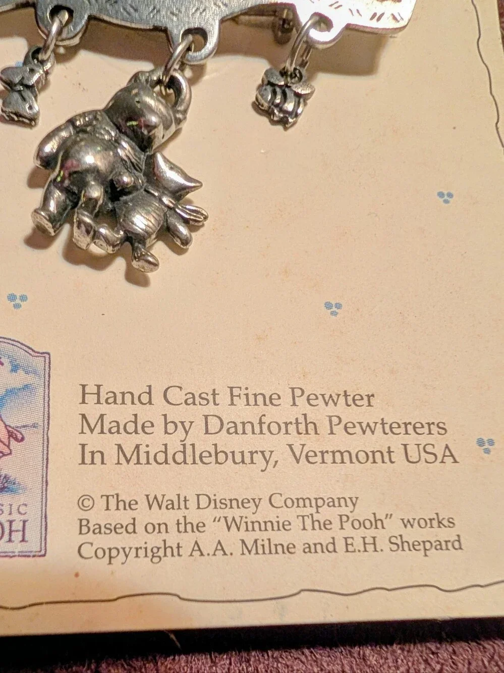 Winnie the Pooh Pewter Pin - Silver 